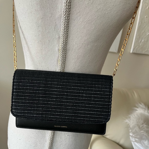 Mansur Gavriel Black Crossbody Leather and Raffia Wallet Bag w Gold Chain NWT - Picture 4 of 15